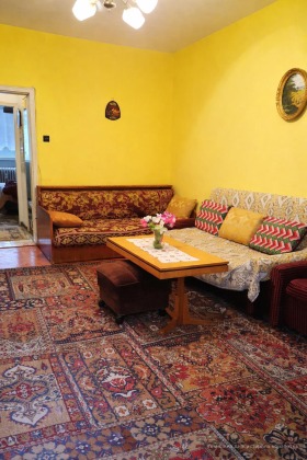 3-СТАЕН, 70 m2 - Holmes.bg 3-СТАЕН, 70 m2