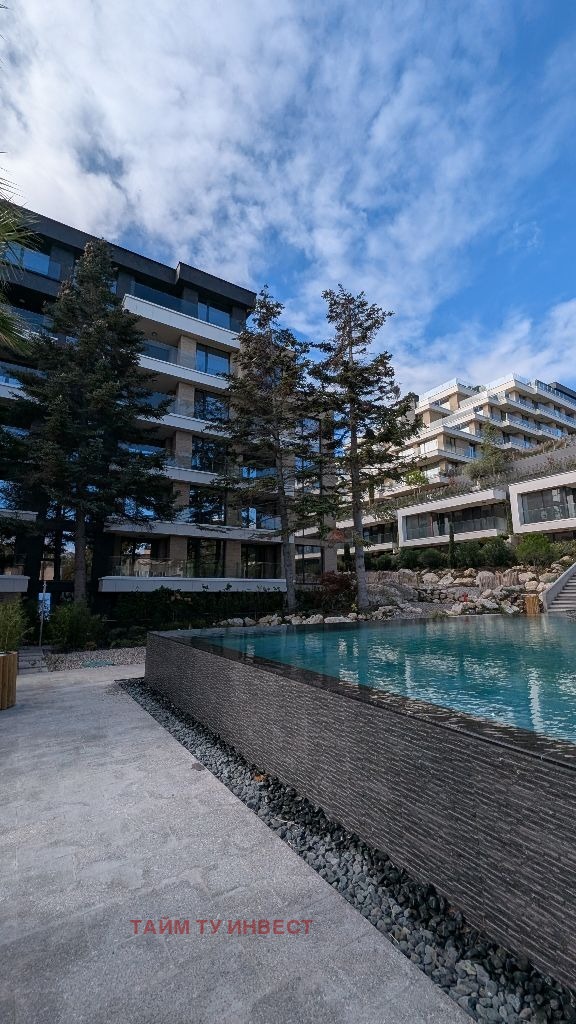 Продава 2-СТАЕН, град Варна, к.к. Св.Св. Константин и Елена • 260000 € / 508515.80 лв. • 26163809 1 — Holmes.bg Продава 2-СТАЕН, град Варна, к.к. Св.Св. Константин и Елена • 260000 € / 508515.80 лв. • 26163809 1