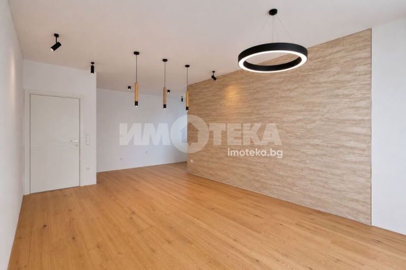 Продава 3-СТАЕН, град София, Изгрев • 650000 € / 1271289.50 лв. • 48602045 1 — Holmes.bg Продава 3-СТАЕН, град София, Изгрев • 650000 € / 1271289.50 лв. • 48602045 1