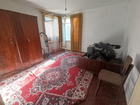 Продава Етаж от къща, с. Царева ливада