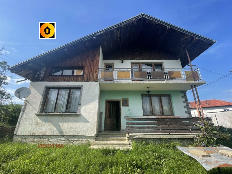Продава КЪЩА, област Ловеч, с. Гумощник • 120000 € / 234699.60 лв. • 26105908 1 — Holmes.bg Продава КЪЩА, област Ловеч, с. Гумощник • 120000 € / 234699.60 лв. • 26105908 1