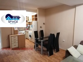 Продажба на тристайни апартаменти в град Пловдив — страница 3 - изображение 12 