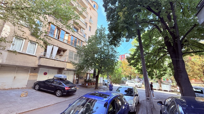 Продава 2-СТАЕН, град София, Белите брези • 221000 € / 432238.43 лв. • 16756553 1 — Holmes.bg Продава 2-СТАЕН, град София, Белите брези • 221000 € / 432238.43 лв. • 16756553 1