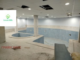 Снимка Продава БИЗНЕС ИМОТ