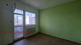 Обява Продава 2-СТАЕН,град Пловдив, Тракия>