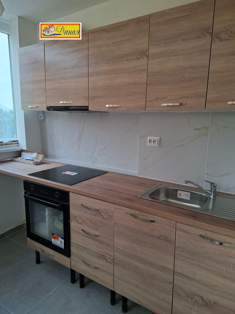 Продава 4-СТАЕН, град Враца, Дъбника • 108000 € • 77485407 1 — Holmes.bg Продава 4-СТАЕН, град Враца, Дъбника • 108000 € • 77485407 1