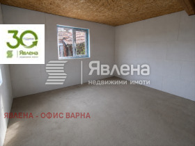 Обява Продава КЪЩА,град Варна, м-т Боровец - север