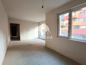 Обява Продава 2-СТАЕН,град Варна, Лятно кино Тракия