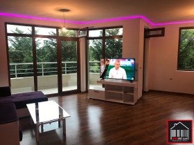 4-СТАЕН, 132 m2 - Holmes.bg 4-СТАЕН, 132 m2
