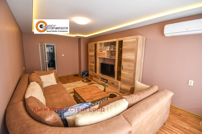 Продава 3-СТАЕН, област Перник, гр. Радомир • 100000 € • 47293915 1 — Holmes.bg Продава 3-СТАЕН, област Перник, гр. Радомир • 100000 € • 47293915 1