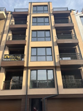 МНОГОСТАЕН, 184 m2 - Holmes.bg МНОГОСТАЕН, 184 m2