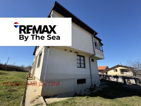 Обява Продава КЪЩА,с. Яребична, област Варна