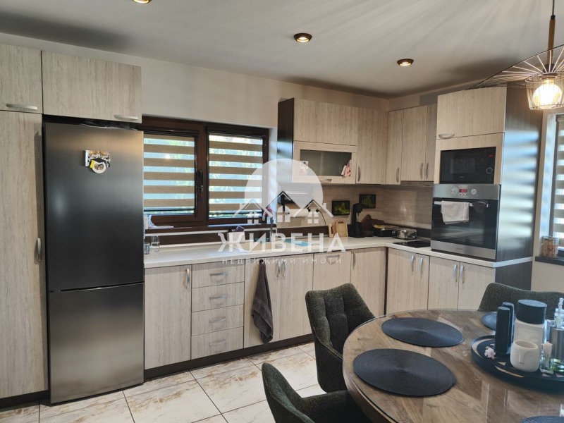 Продава КЪЩА, област Добрич, с. Соколово • 230000 € / 449840.90 лв. • 38597425 1 — Holmes.bg Продава КЪЩА, област Добрич, с. Соколово • 230000 € / 449840.90 лв. • 38597425 1