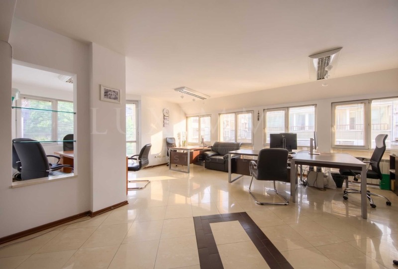 Продава 3-СТАЕН, град София, Лозенец • 369900 € / 723461.52 лв. • 64952671 1 — Holmes.bg Продава 3-СТАЕН, град София, Лозенец • 369900 € / 723461.52 лв. • 64952671 1