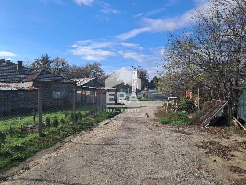 Продава ПАРЦЕЛ, област Варна, с. Приселци • 67500 € / 132018.52 лв. • 40922394 1 — Holmes.bg Продава ПАРЦЕЛ, област Варна, с. Приселци • 67500 € / 132018.52 лв. • 40922394 1