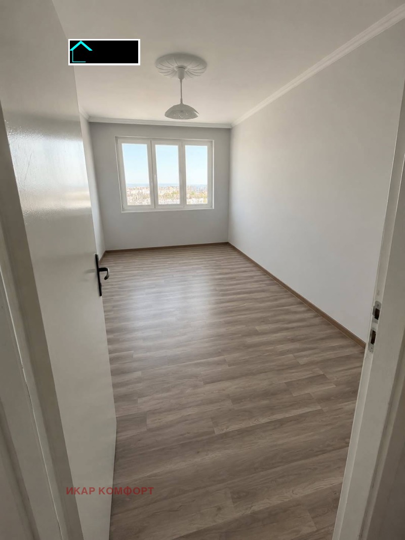 Продава 3-СТАЕН, град Русе, Дружба 3 • 125000 € / 244478.75 лв. • 68444443 1 — Holmes.bg Продава 3-СТАЕН, град Русе, Дружба 3 • 125000 € / 244478.75 лв. • 68444443 1