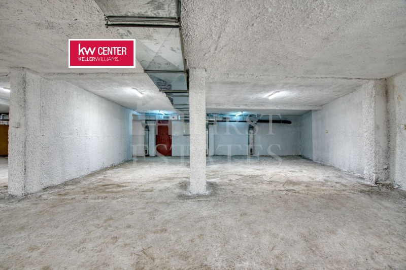 Продава ГАРАЖ, ПАРКОМЯСТО, град София, Изток • 27850 € / 54469.87 лв. • 94633304 1 — Holmes.bg Продава ГАРАЖ, ПАРКОМЯСТО, град София, Изток • 27850 € / 54469.87 лв. • 94633304 1