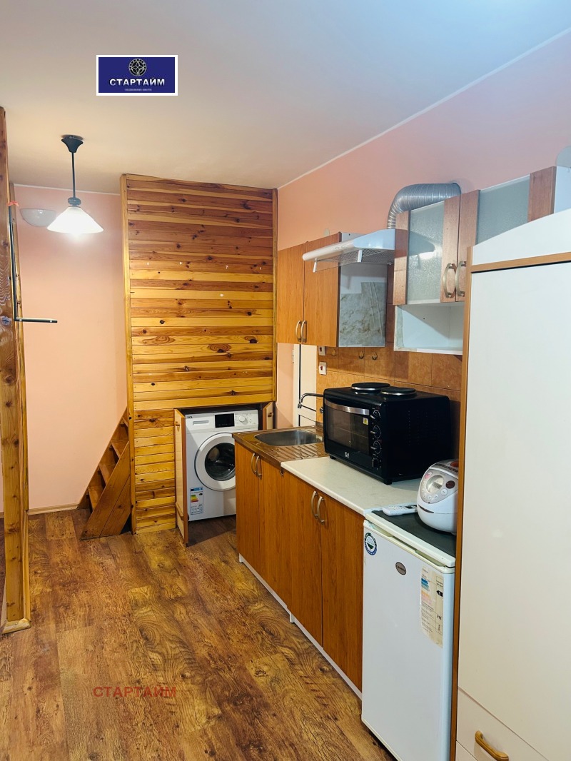 Продава АТЕЛИЕ, ТАВАН, град София, Център • 120000 € • 67945209 1 — Holmes.bg Продава АТЕЛИЕ, ТАВАН, град София, Център • 120000 € • 67945209 1