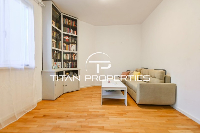 Продава 3-СТАЕН, град София, Лозенец • 350000 € • 44249902 1 — Holmes.bg Продава 3-СТАЕН, град София, Лозенец • 350000 € • 44249902 1
