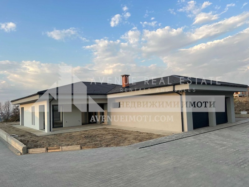 Продава КЪЩА, област Пловдив, с. Марково • 575000 € • 81278185 1 — Holmes.bg Продава КЪЩА, област Пловдив, с. Марково • 575000 € • 81278185 1