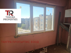 Продава 1-стаен, гр. Радомир