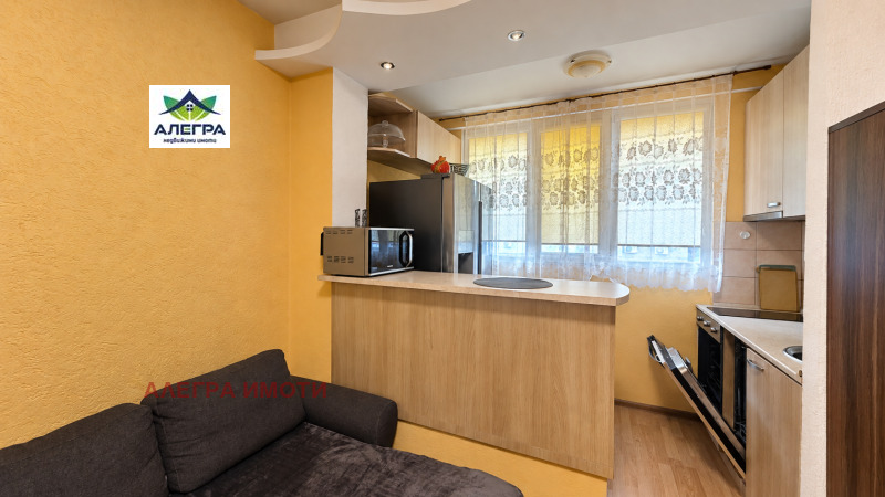 Продава 2-СТАЕН, град Пазарджик, Център • 83000 € • 58598146 1 — Holmes.bg Продава 2-СТАЕН, град Пазарджик, Център • 83000 € • 58598146 1