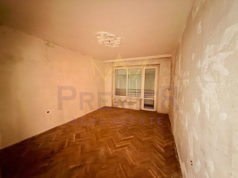 Продава 3-СТАЕН, град Варна, Завод Дружба • 189000 € / 369651.87 лв. • 41949853 1 — Holmes.bg Продава 3-СТАЕН, град Варна, Завод Дружба • 189000 € / 369651.87 лв. • 41949853 1