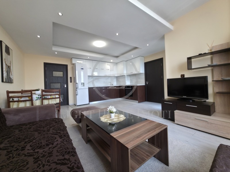 Продава 3-СТАЕН, град Пловдив, Каменица 2 • 169980 € • 61839654 1 — Holmes.bg Продава 3-СТАЕН, град Пловдив, Каменица 2 • 169980 € • 61839654 1