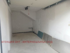 ГАРАЖ, ПАРКОМЯСТО, 17 m2 - Holmes.bg ГАРАЖ, ПАРКОМЯСТО, 17 m2