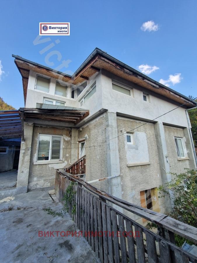 Продава  Къща, град Велико Търново, Асенов •  260 000 EUR • ID 10129406 — holmes.bg - [1] 