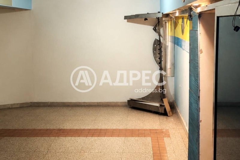 Продава ГАРАЖ, ПАРКОМЯСТО, град Хасково, Училищни • 38000 € • 27919604 1 — Holmes.bg Продава ГАРАЖ, ПАРКОМЯСТО, град Хасково, Училищни • 38000 € • 27919604 1