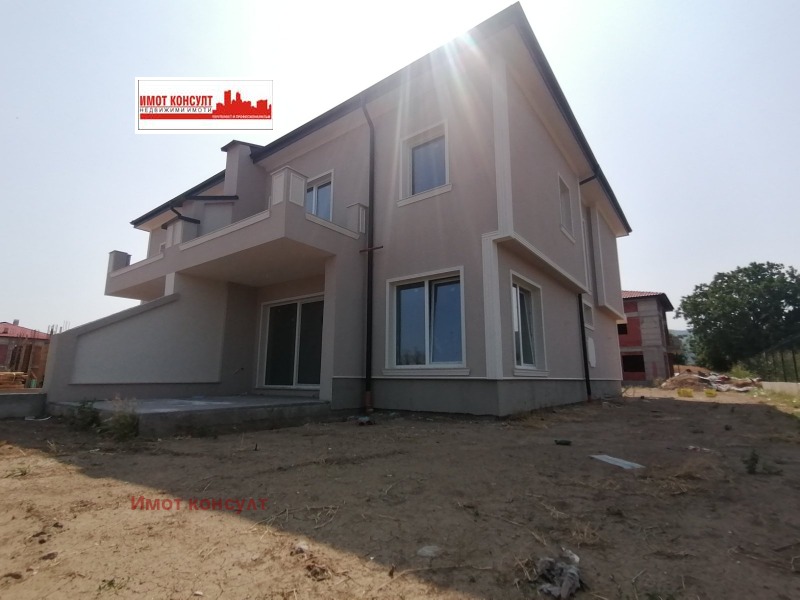 Продава  Къща, област Пловдив, с. Първенец •  255 000 EUR • ID 19985337 — holmes.bg - [1] 