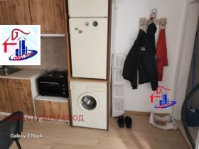 Снимка Продава ЕТАЖ ОТ КЪЩА