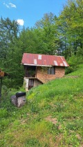 Продава ВИЛА, област Ловеч, гр. Троян • 25000 € / 48895.75 лв. • 67081708 2 — Holmes.bg Продава ВИЛА, област Ловеч, гр. Троян • 25000 € / 48895.75 лв. • 67081708 2