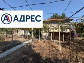 Продава Къща, с. Мадара
