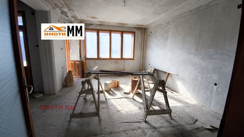 Продава 4-СТАЕН, област Пловдив, гр. Хисаря • 130000 € / 254257.90 лв. • 64819601 1 — Holmes.bg Продава 4-СТАЕН, област Пловдив, гр. Хисаря • 130000 € / 254257.90 лв. • 64819601 1