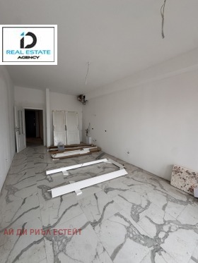 Обява Продава 3-СТАЕН,град София, Карпузица