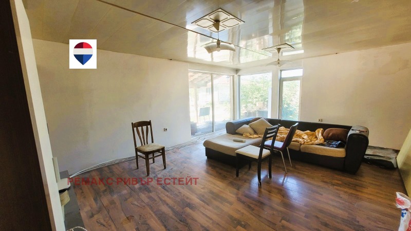 Продава КЪЩА, град Русе, Новата махала • 135000 € • 59091662 1 — Holmes.bg Продава КЪЩА, град Русе, Новата махала • 135000 € • 59091662 1