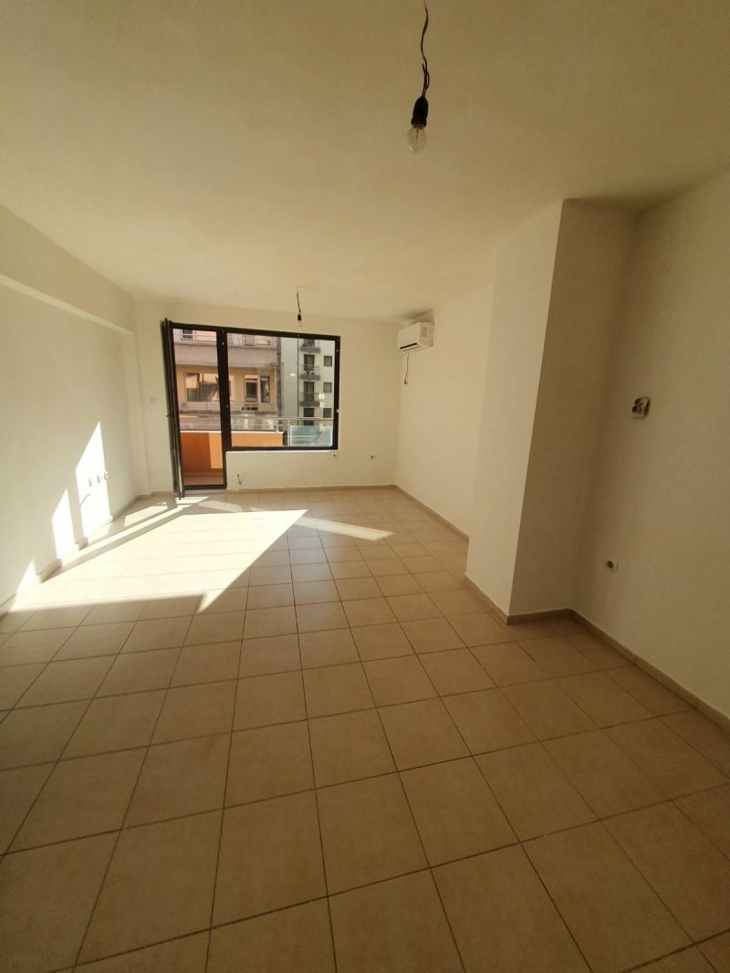 Продава 3-СТАЕН, град Пловдив, Център • 249000 € / 487001.67 лв. • 57710250 1 — Holmes.bg Продава 3-СТАЕН, град Пловдив, Център • 249000 € / 487001.67 лв. • 57710250 1