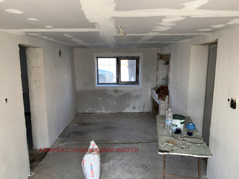 Продава КЪЩА, област Пловдив, с. Милево • 62000 € / 121261.46 лв. • 41527777 1 — Holmes.bg Продава КЪЩА, област Пловдив, с. Милево • 62000 € / 121261.46 лв. • 41527777 1