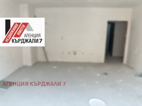 3-СТАЕН, 100 m2 - Holmes.bg 3-СТАЕН, 100 m2