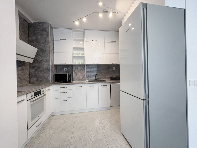 Продава 3-СТАЕН, област Благоевград, гр. Банско • 150000 € • 69562062 1 — Holmes.bg Продава 3-СТАЕН, област Благоевград, гр. Банско • 150000 € • 69562062 1