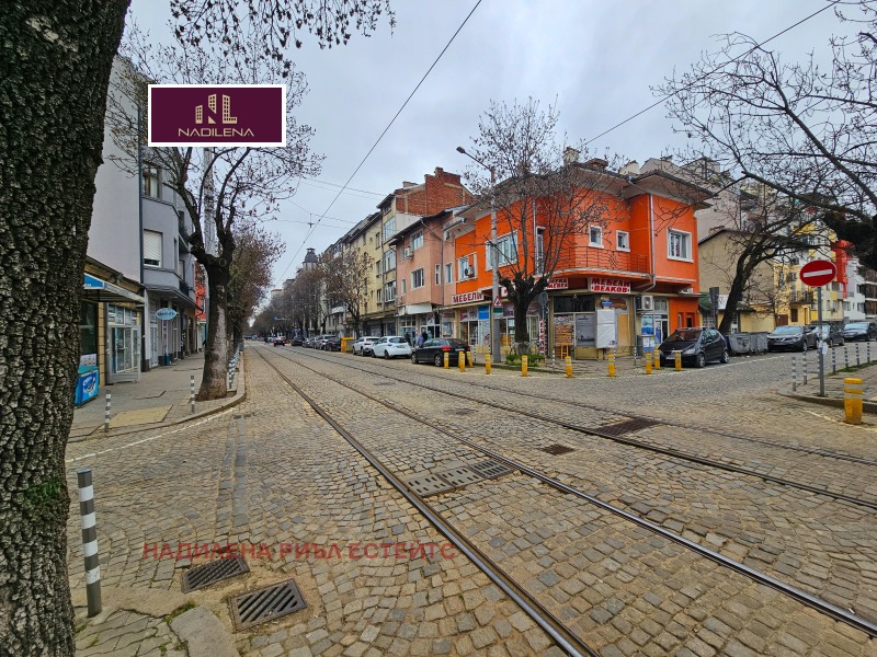 Продава 4-СТАЕН, град София, Център • 270000 € / 528074.10 лв. • 55790149 1 — Holmes.bg Продава 4-СТАЕН, град София, Център • 270000 € / 528074.10 лв. • 55790149 1