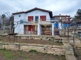 Продажба на къщи в област Добрич — страница 3 - изображение 14 
