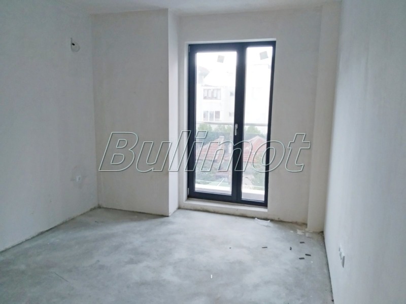 Продава 1-СТАЕН, град Варна, Гръцка махала • 125000 € / 244478.75 лв. • 53232423 1 — Holmes.bg Продава 1-СТАЕН, град Варна, Гръцка махала • 125000 € / 244478.75 лв. • 53232423 1