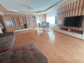 МНОГОСТАЕН, 177 m2 - Holmes.bg МНОГОСТАЕН, 177 m2