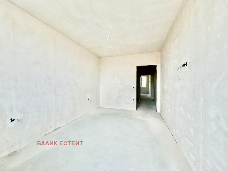 Продава 3-СТАЕН, град Добрич, Христо Ботев • 121000 € / 236655.43 лв. • 88637264 1 — Holmes.bg Продава 3-СТАЕН, град Добрич, Христо Ботев • 121000 € / 236655.43 лв. • 88637264 1
