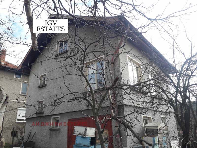 Продава  Къща, област Перник, гр. Брезник • 80 000 EUR • ID 81126326 — holmes.bg - [1] 