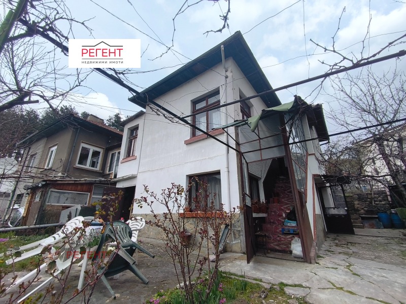 Продава КЪЩА, град Габрово, Център • 82000 € / 160378.06 лв. • 52949600 1 — Holmes.bg Продава КЪЩА, град Габрово, Център • 82000 € / 160378.06 лв. • 52949600 1