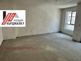 3-СТАЕН, 114 m2 - Holmes.bg 3-СТАЕН, 114 m2